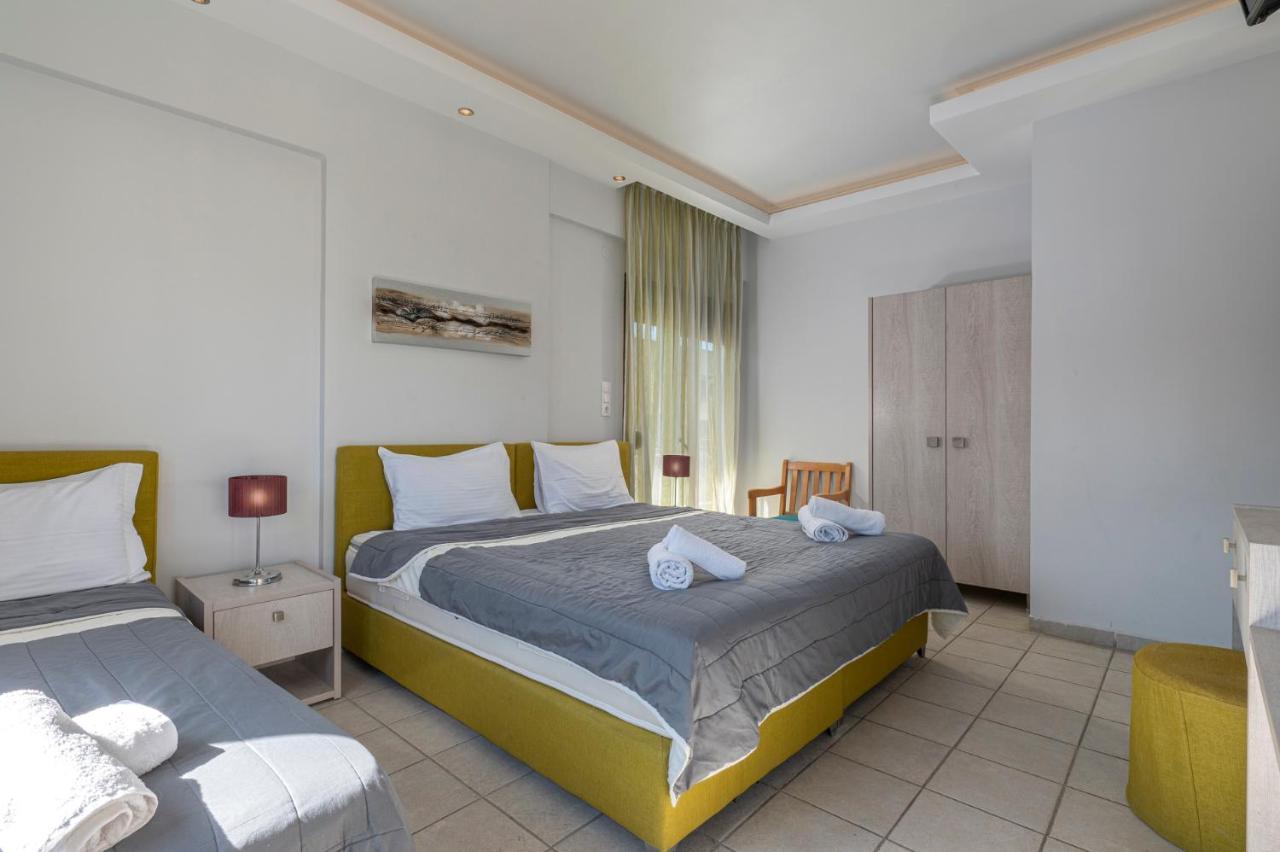 Adonis Hotel Pefkochori Buitenkant foto