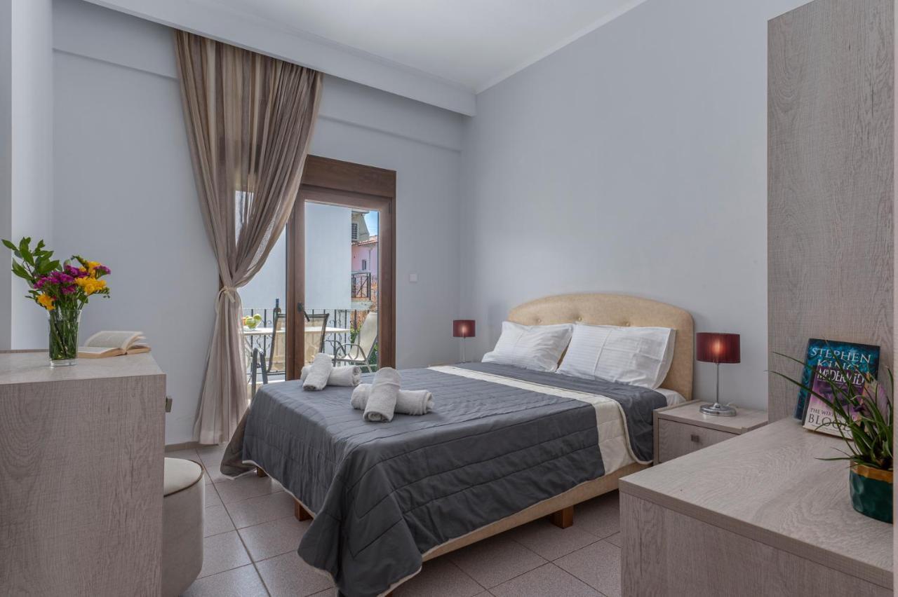 Adonis Hotel Pefkochori Buitenkant foto