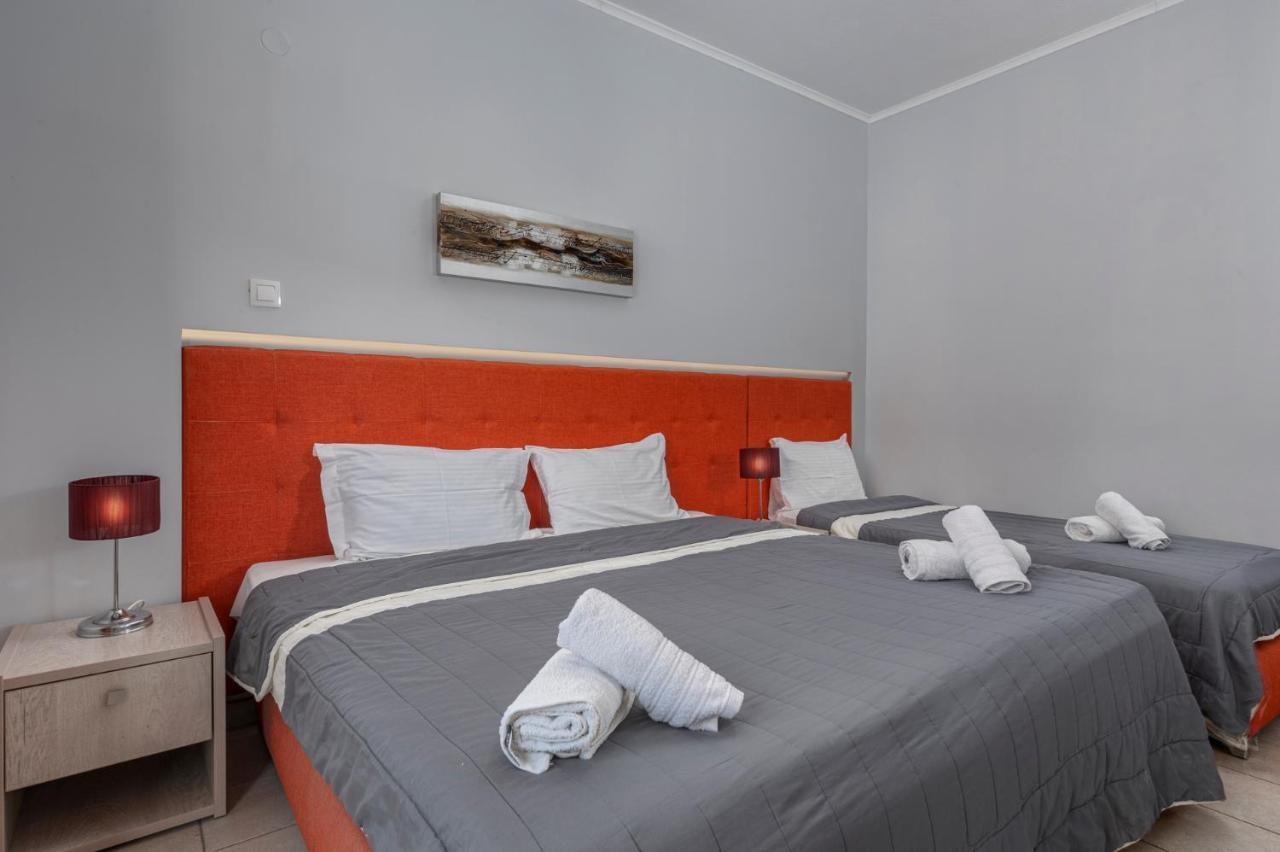 Adonis Hotel Pefkochori Buitenkant foto