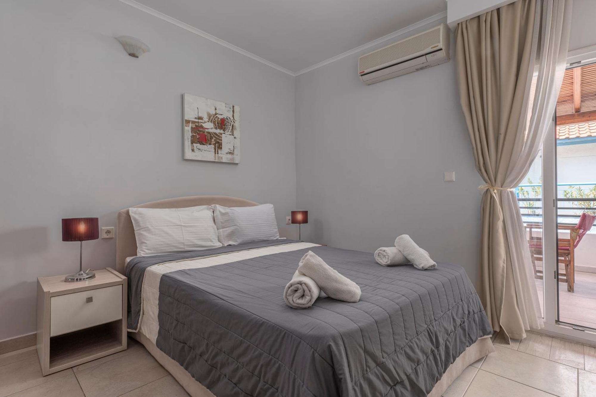 Adonis Hotel Pefkochori Kamer foto